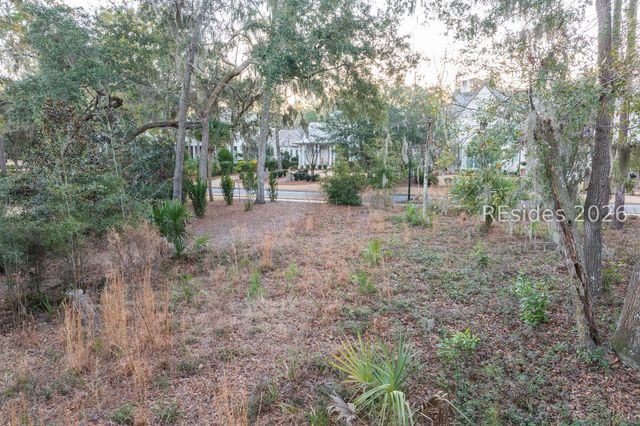 8 Yadkin St, Bluffton, SC 29910