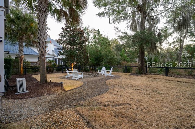 8 Yadkin St, Bluffton, SC 29910