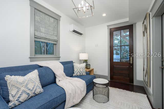 8 Yadkin St, Bluffton, SC 29910