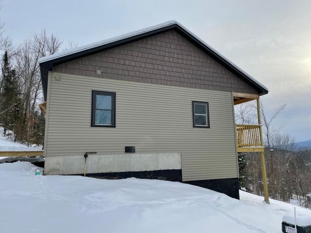 37 Sugar Ridge Lane, Hyde Park, VT 05655