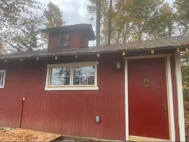 37 Sugar Ridge Lane, Hyde Park, VT 05655