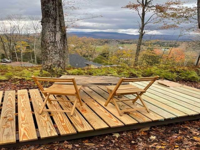 37 Sugar Ridge Lane, Hyde Park, VT 05655