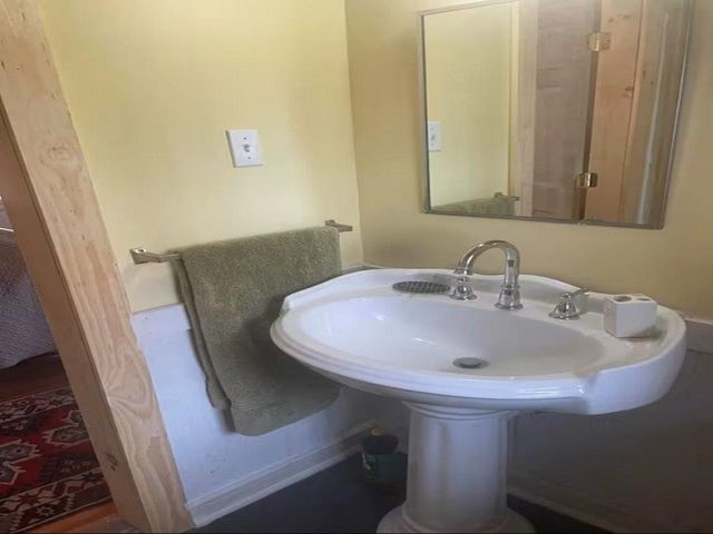 37 Sugar Ridge Lane, Hyde Park, VT 05655