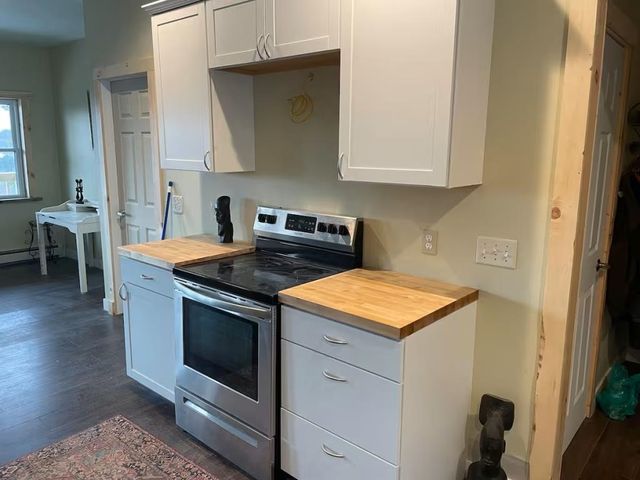 37 Sugar Ridge Lane, Hyde Park, VT 05655