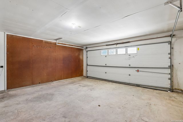 14606 HIGHLAND RDG, San Antonio, TX 78233