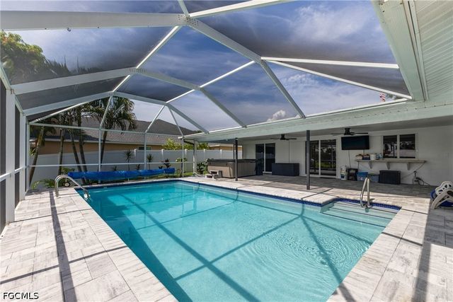 3319 SE 17th AVE, Cape Coral, FL 33904