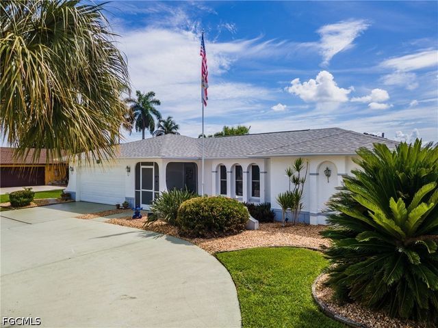 3319 SE 17th AVE, Cape Coral, FL 33904