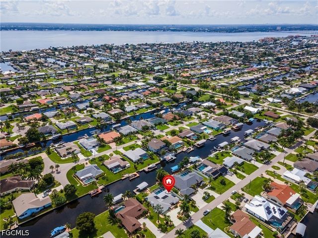 3319 SE 17th AVE, Cape Coral, FL 33904