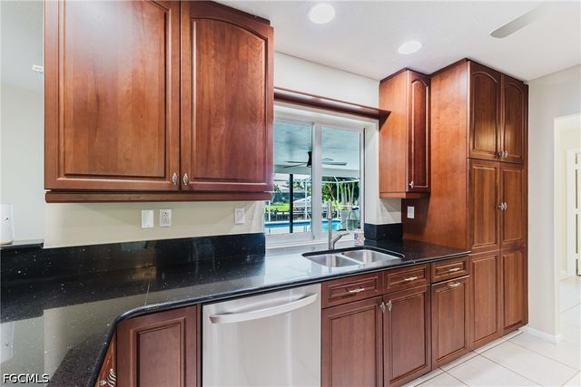 3319 SE 17th AVE, Cape Coral, FL 33904