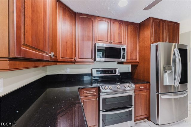3319 SE 17th AVE, Cape Coral, FL 33904