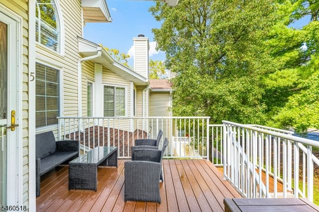 5 Evans Court, Bedminster Twp., NJ 07921