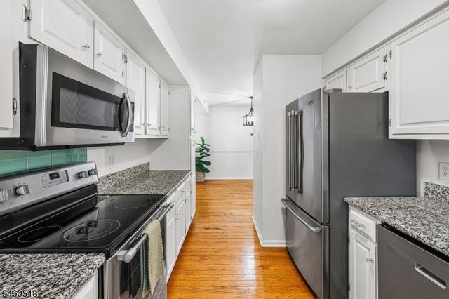 5 Evans Court, Bedminster Twp., NJ 07921