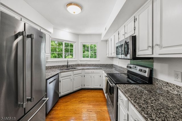 5 Evans Court, Bedminster Twp., NJ 07921