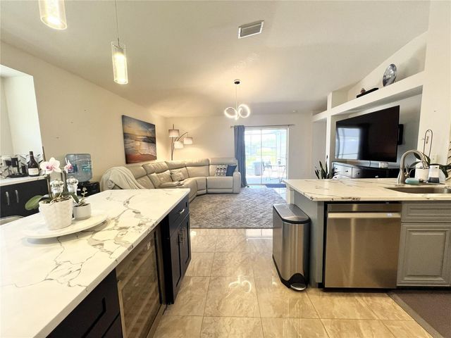 31244 CRESTMONT COURT, Wesley Chapel, FL 33543