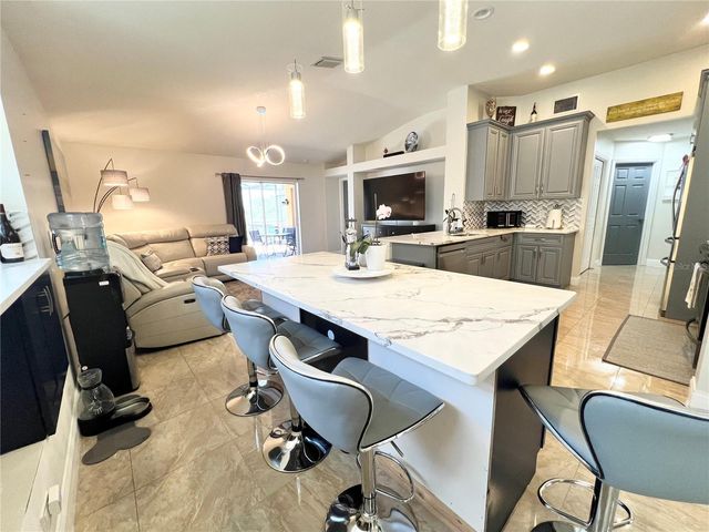 31244 CRESTMONT COURT, Wesley Chapel, FL 33543