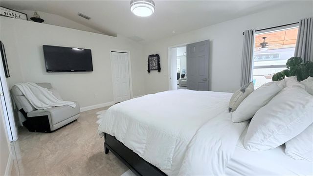 31244 CRESTMONT COURT, Wesley Chapel, FL 33543