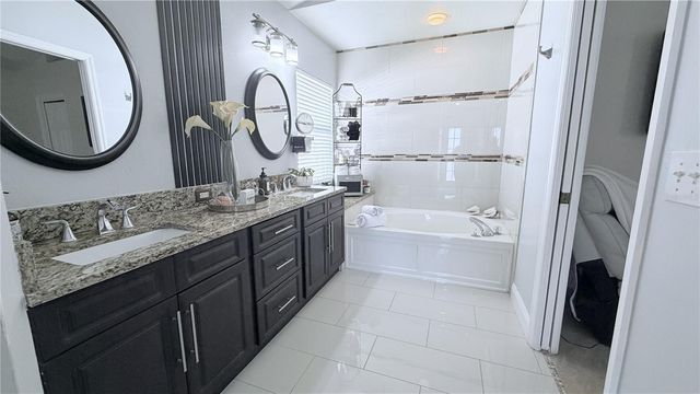 31244 CRESTMONT COURT, Wesley Chapel, FL 33543