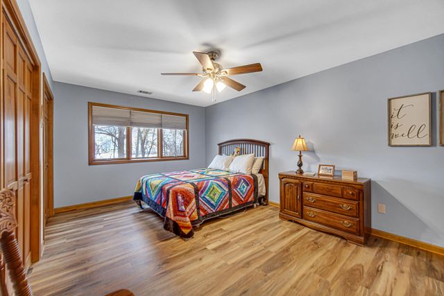 9320 Spring Creek Drive 3, Highland, IN 46322