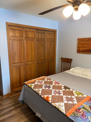 9320 Spring Creek Drive 3, Highland, IN 46322