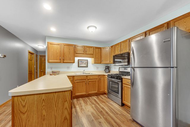 9320 Spring Creek Drive 3, Highland, IN 46322