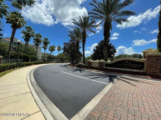 7801 POINT MEADOWS Drive 8307, Jacksonville, FL 32256