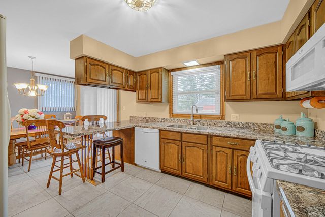 539 Wayne Street, Hobart, IN 46342