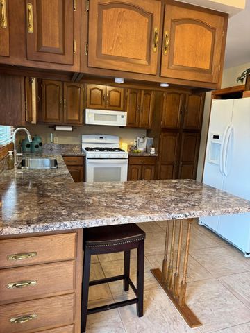 539 Wayne Street, Hobart, IN 46342