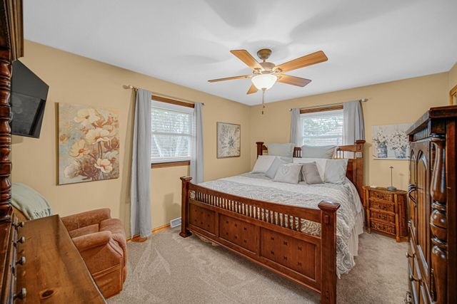 539 Wayne Street, Hobart, IN 46342