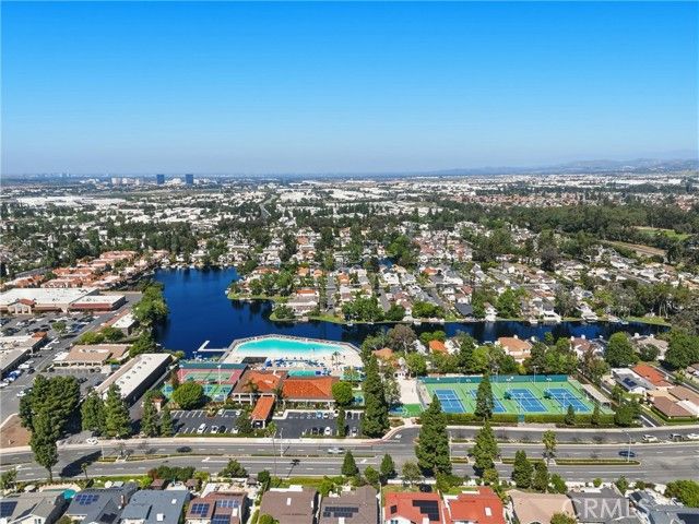 24210 Jasper Lake 52, Lake Forest (el Toro), CA 92630