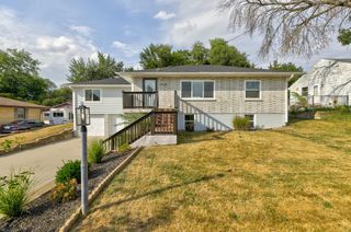 2560 E Sheridan Avenue, Des Moines, IA 50317