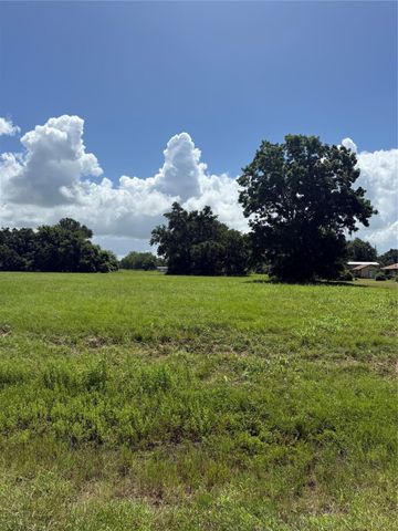 1149 Frontier Trail, Angleton, TX 77515