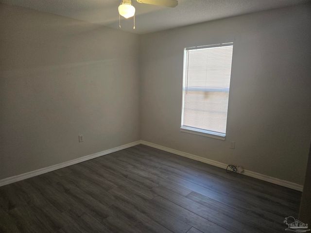 1760 W Strong St, Pensacola, FL 32501