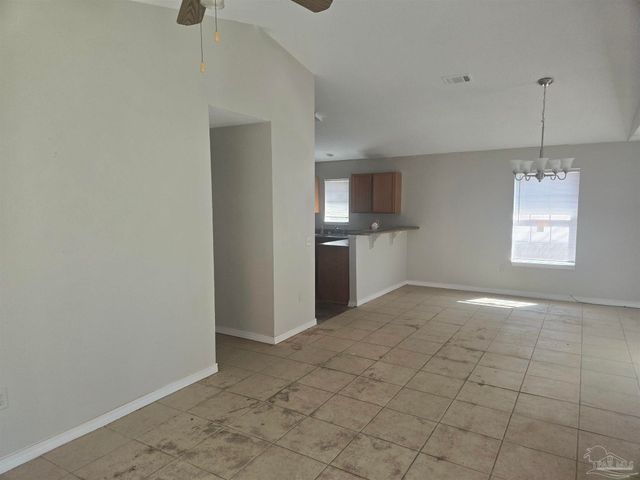 1760 W Strong St, Pensacola, FL 32501
