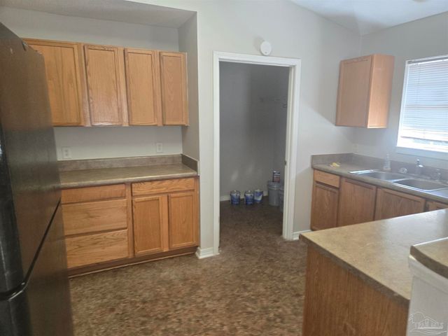 1760 W Strong St, Pensacola, FL 32501