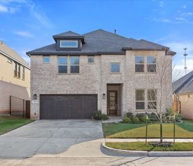 111 Kingfisher Lane, Aledo, TX 76008