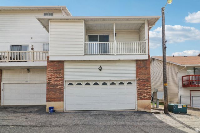 2122 W 5600 S, Roy, UT 84067