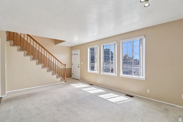 2122 W 5600 S, Roy, UT 84067