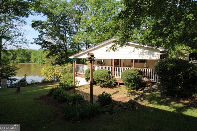 237 Weavers Lake Front Road, Jackson, GA 30233