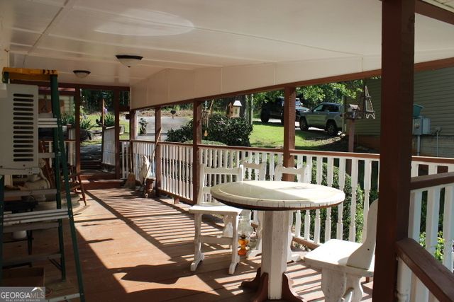 237 Weavers Lake Front Road, Jackson, GA 30233