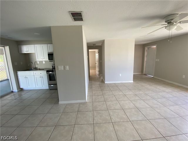 11310 Linda Loma DR, Fort Myers, FL 33908