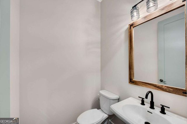 402 Manchester Lane, Villa Rica, GA 30180