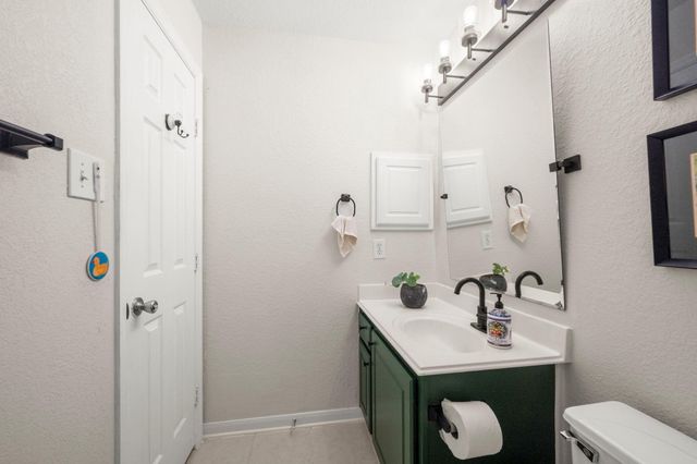 166 Fairwind Trail Drive, Conroe, TX 77385