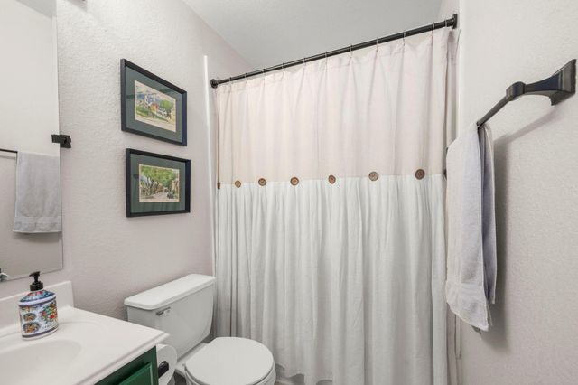 166 Fairwind Trail Drive, Conroe, TX 77385