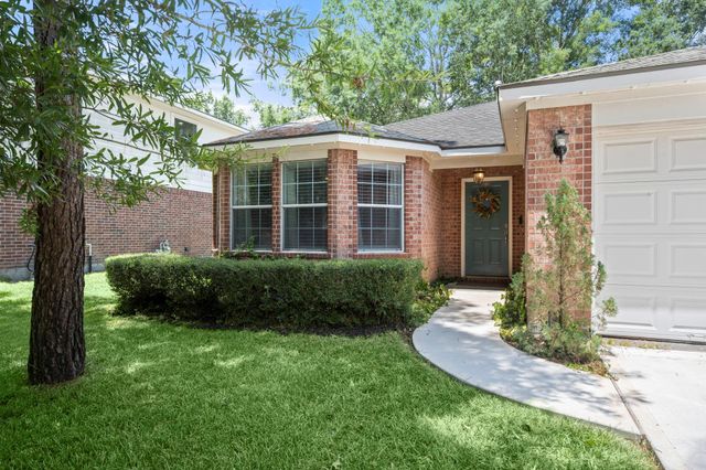 166 Fairwind Trail Drive, Conroe, TX 77385