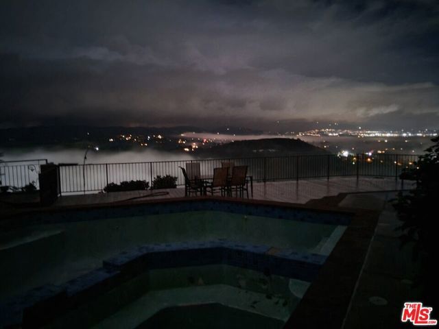 24485 Park Granada, Calabasas, CA 91302