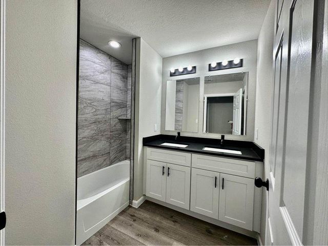 4302 Hirsch Road B, Houston, TX 77026