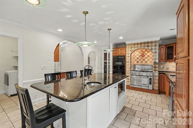 930 Scotch Drive, Gastonia, NC 28054