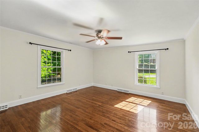 930 Scotch Drive, Gastonia, NC 28054