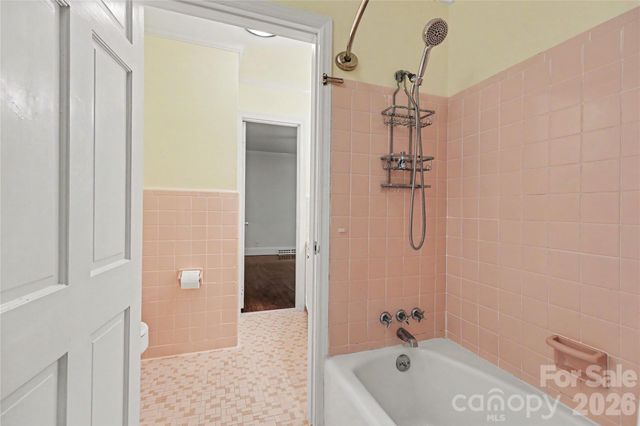 930 Scotch Drive, Gastonia, NC 28054