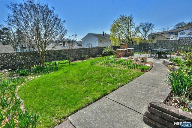 124 Burr, Hasbrouck Heights, NJ 07604
